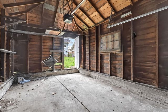 1133 Vernon Drive, Dayton, OH 45402