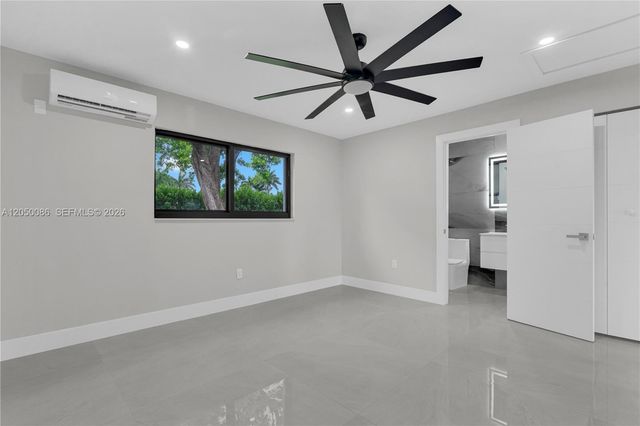 17640 SW 52nd Court, Southwest Ranches, FL 33331