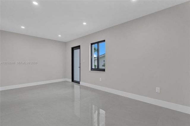 17640 SW 52nd Court, Southwest Ranches, FL 33331