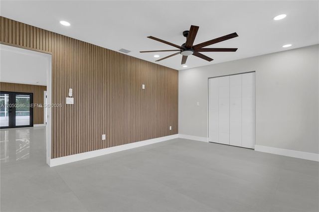 17640 SW 52nd Court, Southwest Ranches, FL 33331