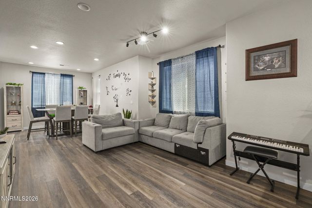 915 Garden Court, Carson City, NV 89705