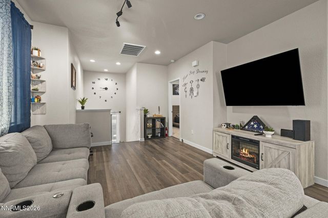 915 Garden Court, Carson City, NV 89705