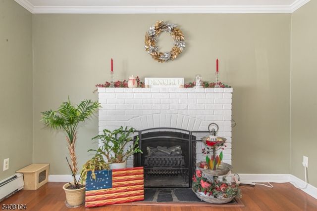 30 Edgewater Dr, Denville Twp., NJ 07834