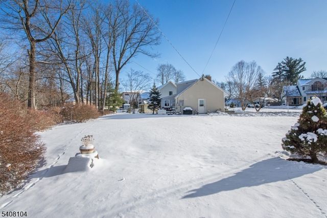 30 Edgewater Dr, Denville Twp., NJ 07834