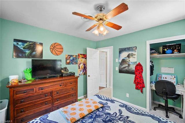 1001 Oakview Road, High Point, NC 27265