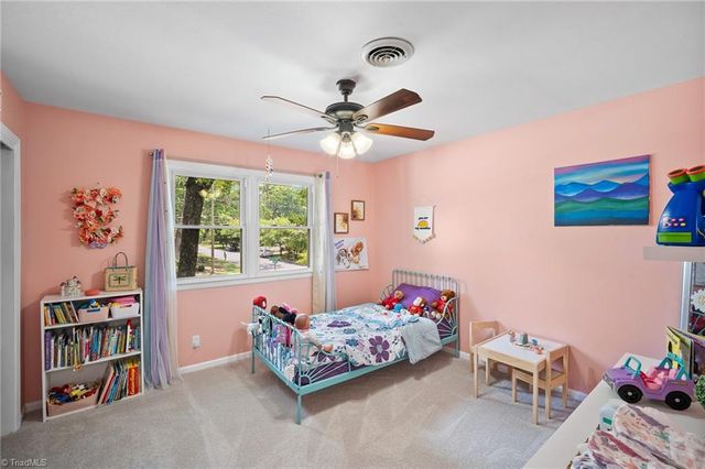 1001 Oakview Road, High Point, NC 27265