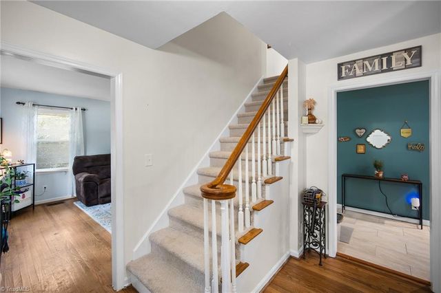 1001 Oakview Road, High Point, NC 27265
