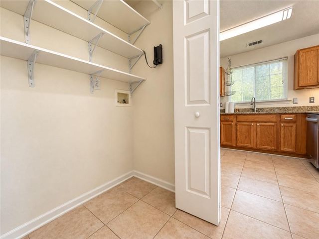 1266 West Oaks Way, Woodstock, GA 30188