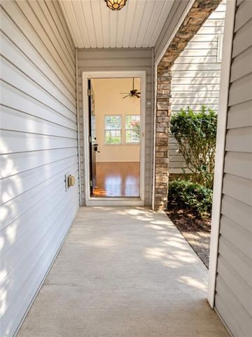 1266 West Oaks Way, Woodstock, GA 30188