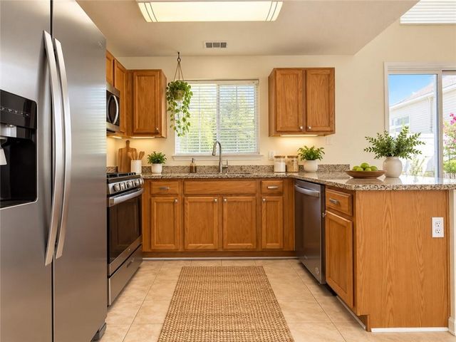 1266 West Oaks Way, Woodstock, GA 30188