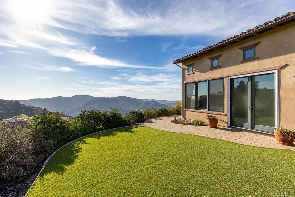 Image 20 of property listing at 29472 Welk Highland Dr., Escondido, CA 92026