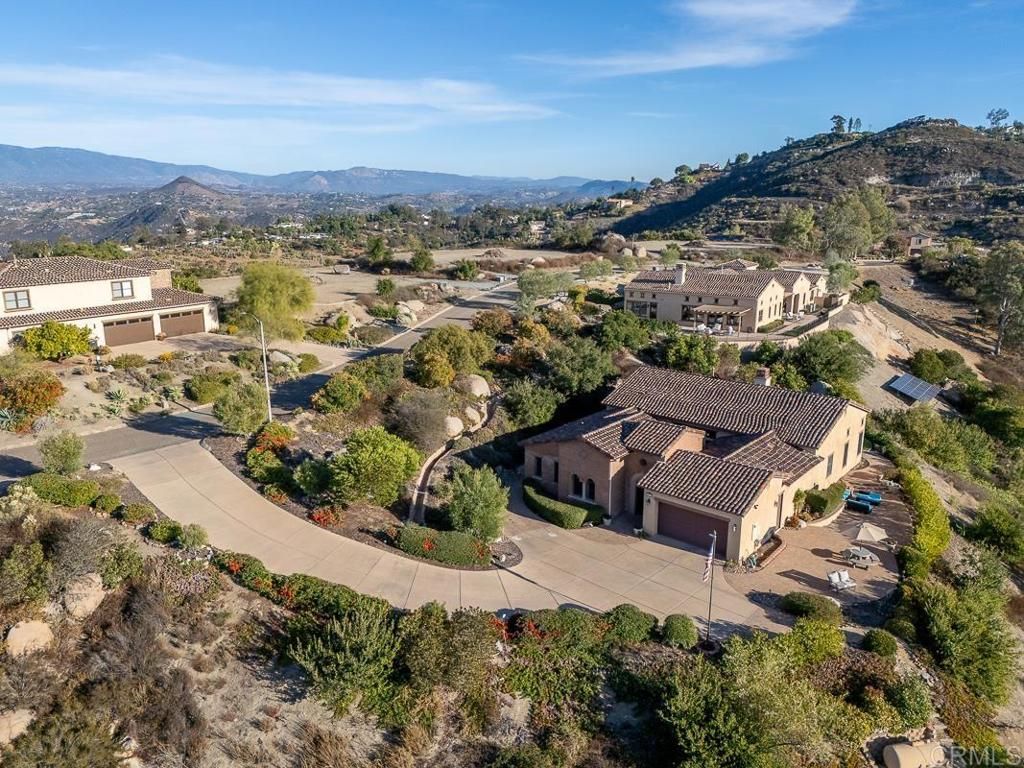 Image 26 of property listing at 29472 Welk Highland Dr., Escondido, CA 92026