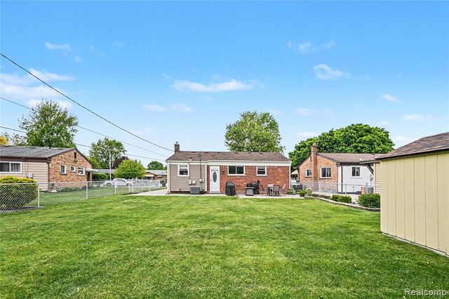 1319 Easley Drive, Westland, MI 48186