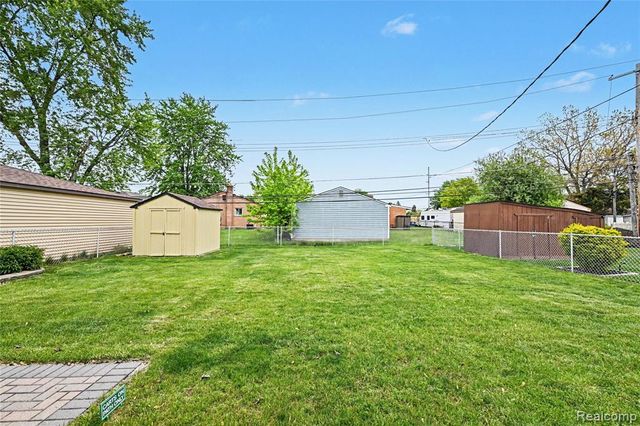 1319 Easley Drive, Westland, MI 48186