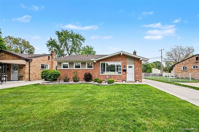 1319 Easley Drive, Westland, MI 48186