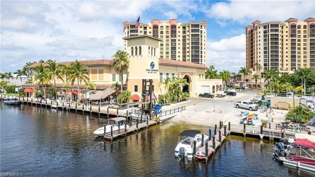 5626 Cape Harbour DR 202, Cape Coral, FL 33914