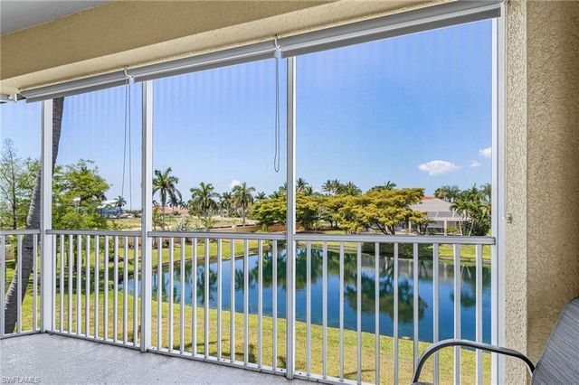 5626 Cape Harbour DR 202, Cape Coral, FL 33914