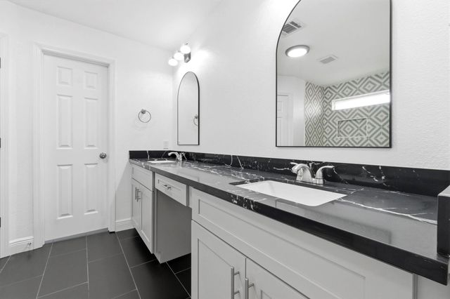 5323 Mossgrey Lane, Spring, TX 77373
