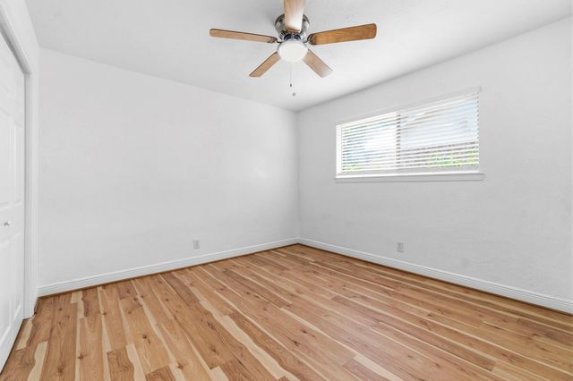 5323 Mossgrey Lane, Spring, TX 77373