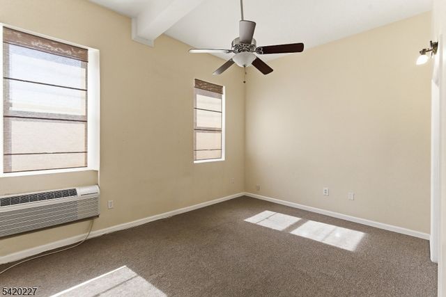 39 Bruen St 4, Newark City, NJ 07105