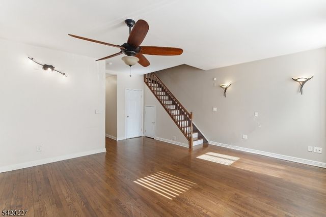 39 Bruen St 4, Newark City, NJ 07105