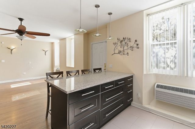 39 Bruen St 4, Newark City, NJ 07105