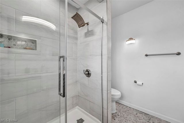 32321 Lake Shore Boulevard, Willowick, OH 44095