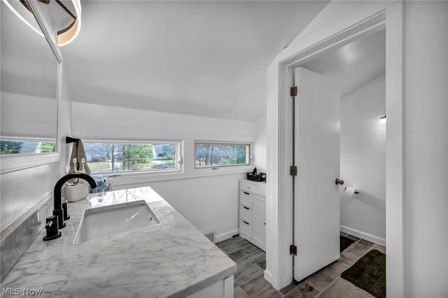 32321 Lake Shore Boulevard, Willowick, OH 44095