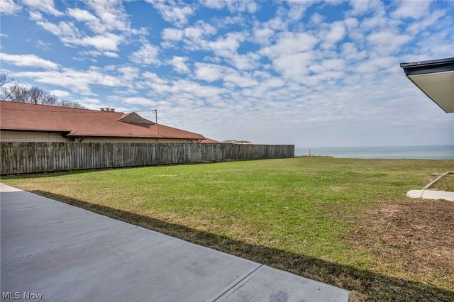 32321 Lake Shore Boulevard, Willowick, OH 44095