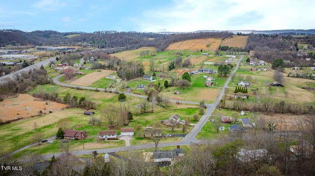 1263 Summerville Road, Kingsport, TN 37663