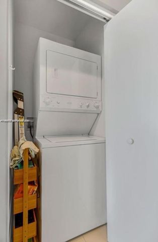 7930 East Dr 707, North Bay Village, FL 33141