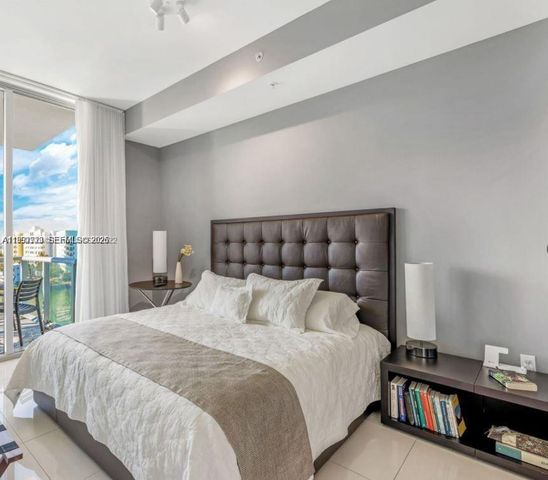 7930 East Dr 707, North Bay Village, FL 33141