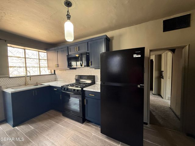3501 TAYLOR Avenue, El Paso, TX 79930