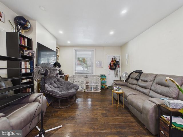 335 N EDGEWOOD ST, Philadelphia, PA 19139