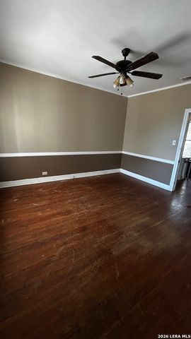 391 W Broadview, San Antonio, TX 78228