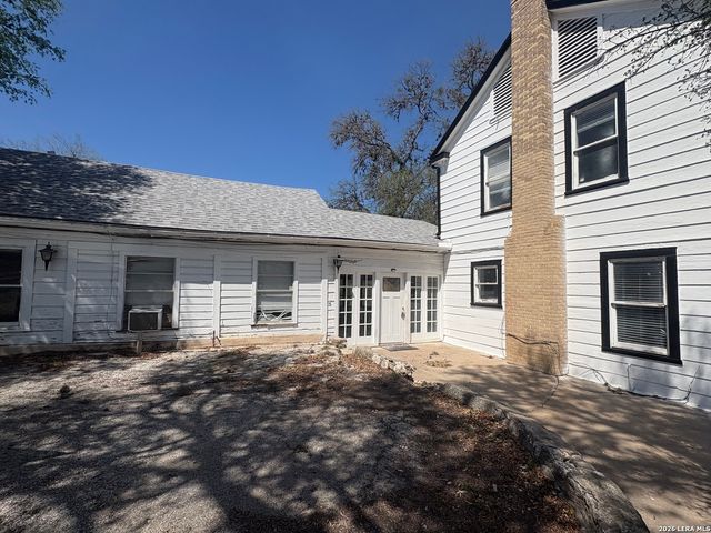 391 W Broadview, San Antonio, TX 78228