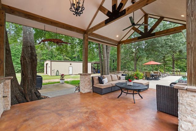 12138 Ivy Drive, Conroe, TX 77303