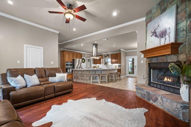 12138 Ivy Drive, Conroe, TX 77303