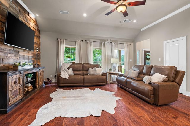 12138 Ivy Drive, Conroe, TX 77303
