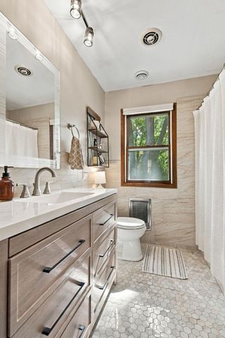 1519 Meadowlark Drive, Stillwater, MN 55082
