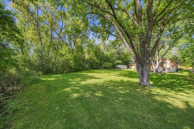1519 Meadowlark Drive, Stillwater, MN 55082