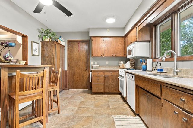 1519 Meadowlark Drive, Stillwater, MN 55082