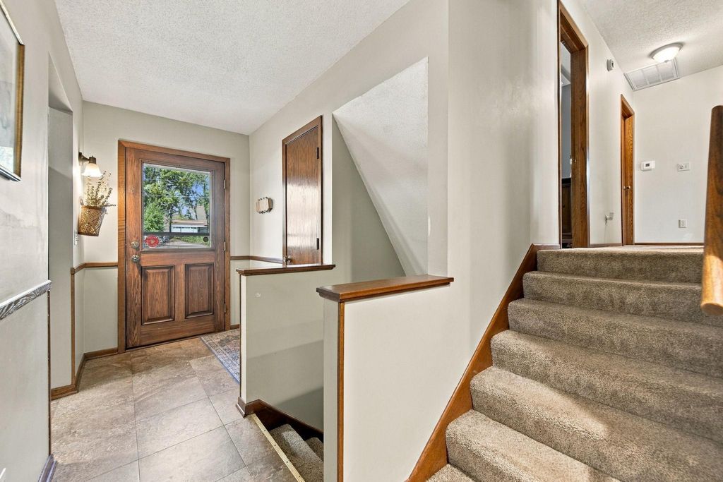 1519 Meadowlark Drive, Stillwater, MN 55082 — photo 4