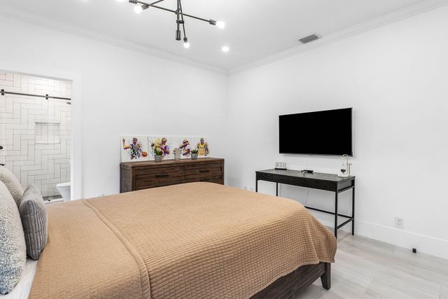 2550 NW 28TH Street, Boca Raton, FL 33434