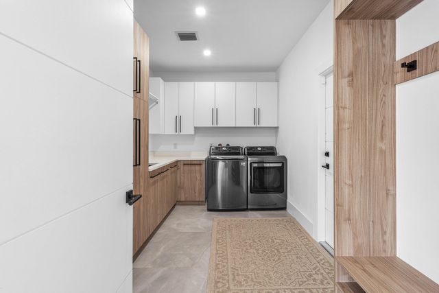 2550 NW 28TH Street, Boca Raton, FL 33434