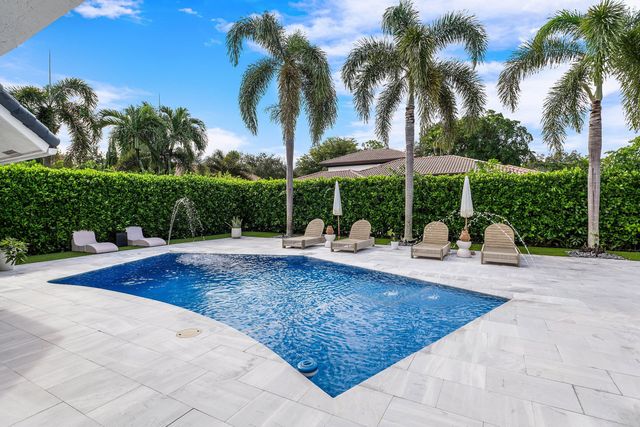 2550 NW 28TH Street, Boca Raton, FL 33434