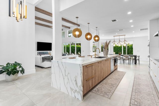 2550 NW 28TH Street, Boca Raton, FL 33434
