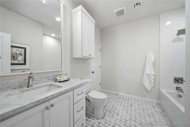 2304 S Birmingham Place, Tulsa, OK 74114