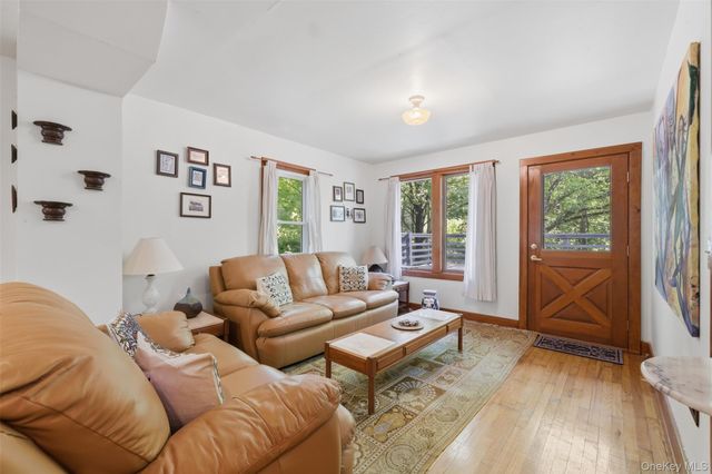 60 Shivertown Road, New Paltz, NY 12561