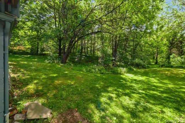 60 Shivertown Road, New Paltz, NY 12561